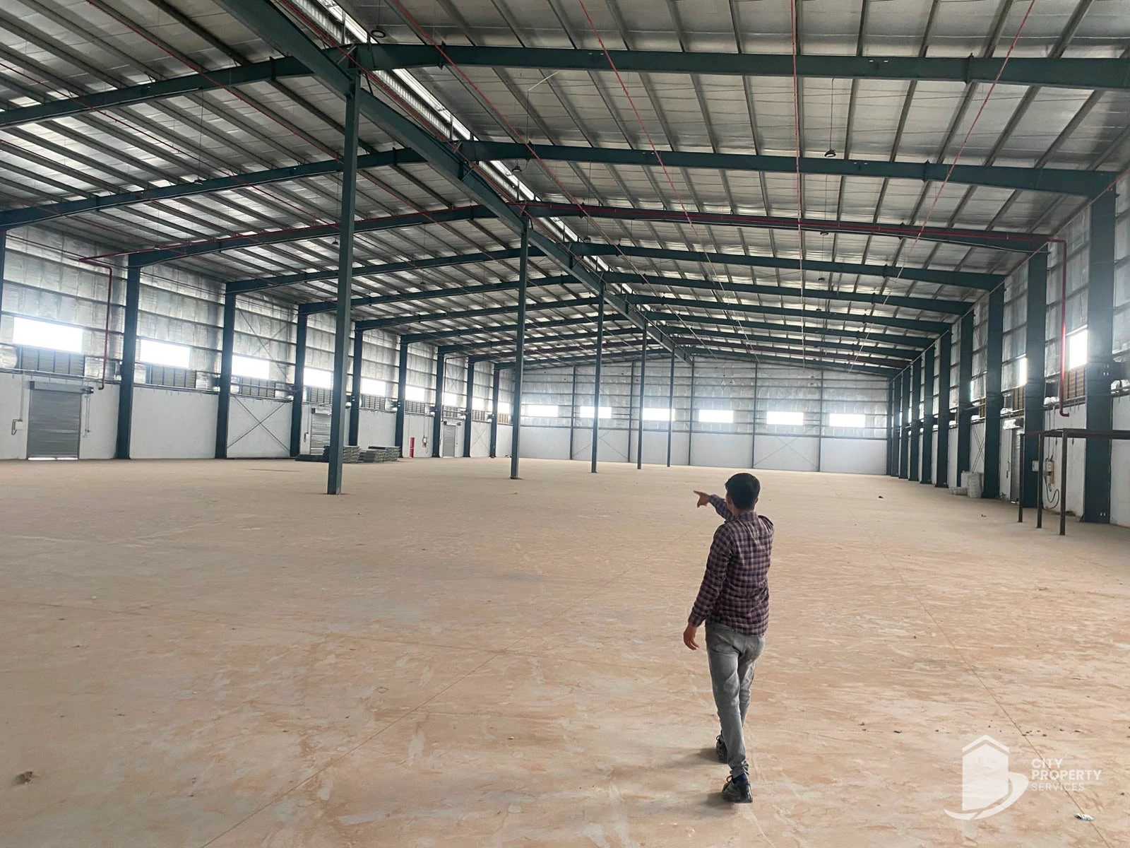 Warehouse in Pinglaj, Ahmedabad — interior view