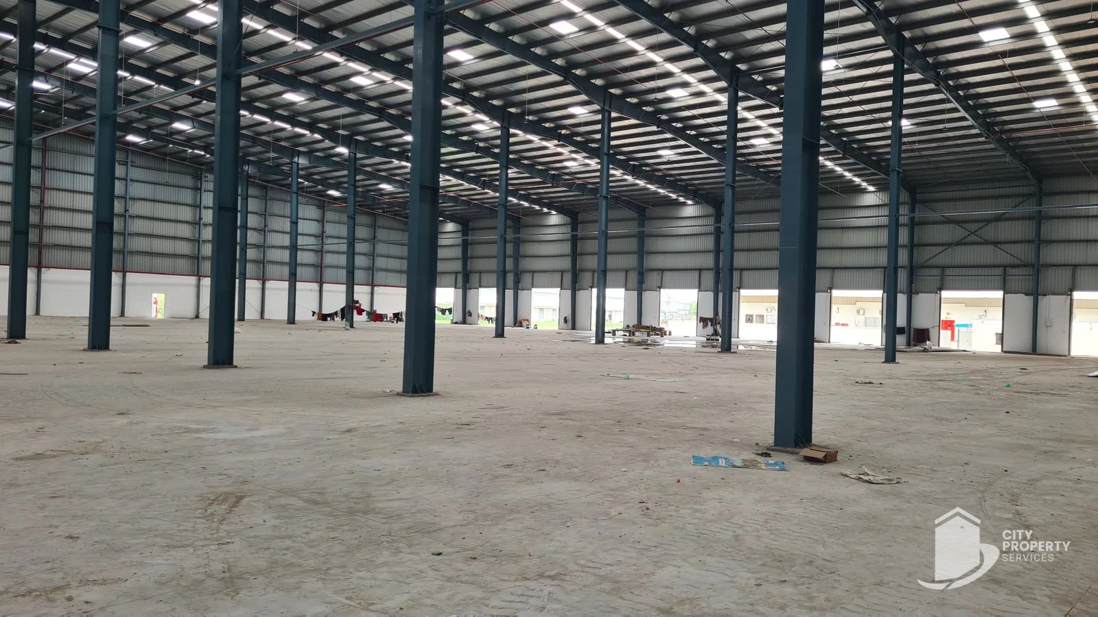 Warehouse in Hariyala, Ahmedabad, interior view | City Property Services