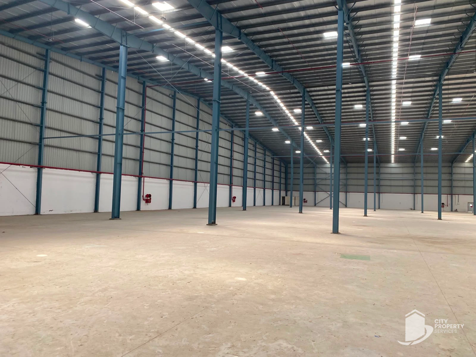 Warehouse in Kamod, Ahmedabad, interior view | City Property Services