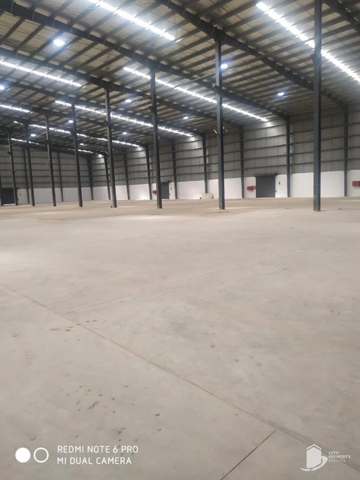Warehouse in Vasai, Ahmedabad, interior view | City Property Services