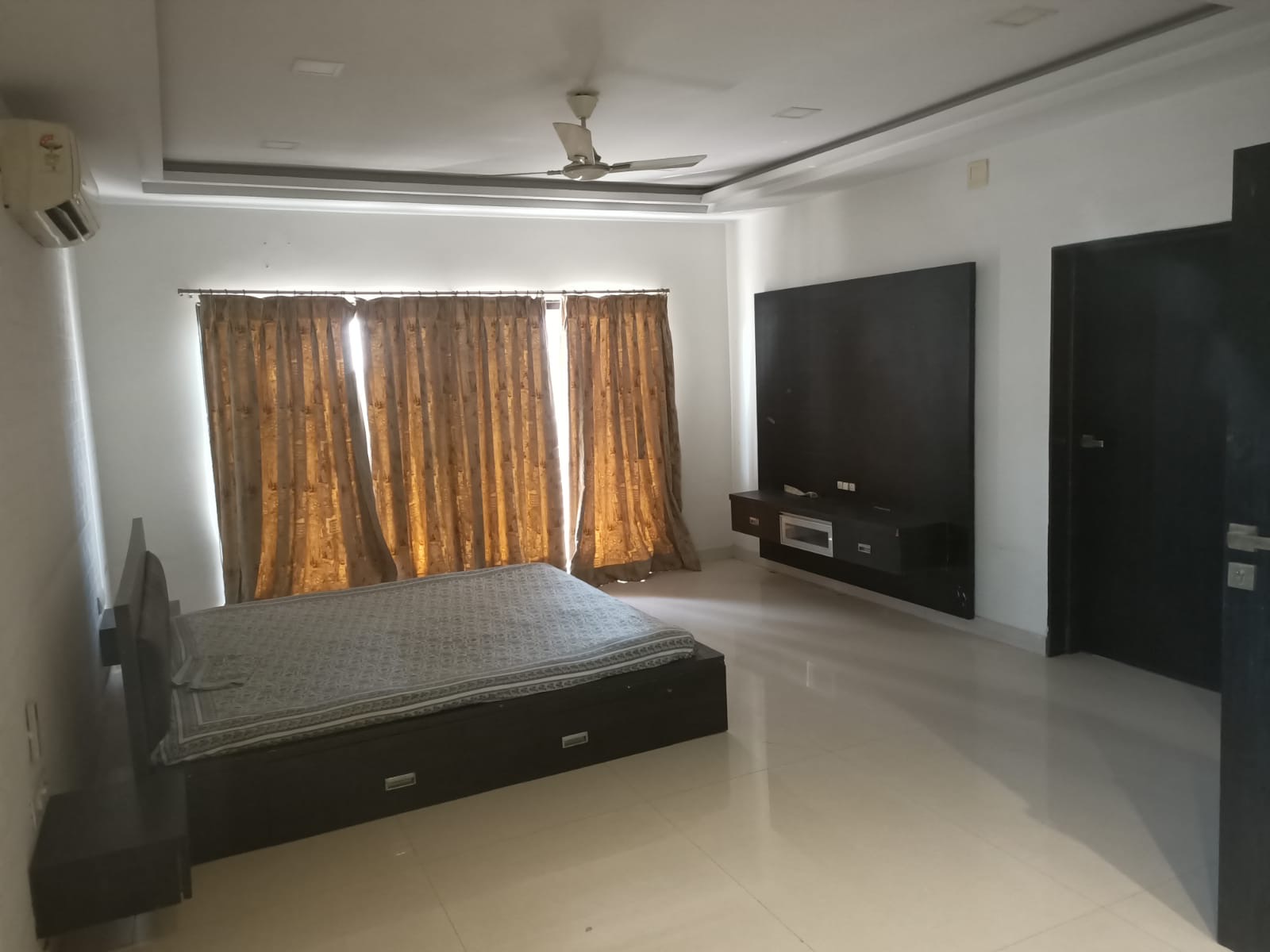 26 Samarpan Bungalow in Bodakdev, Ahmedabad