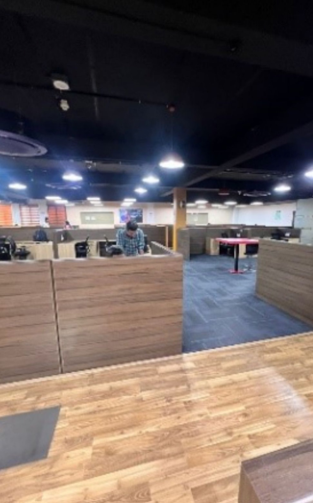 The Acropolis Mall office in SG Highway, Ahmedabad