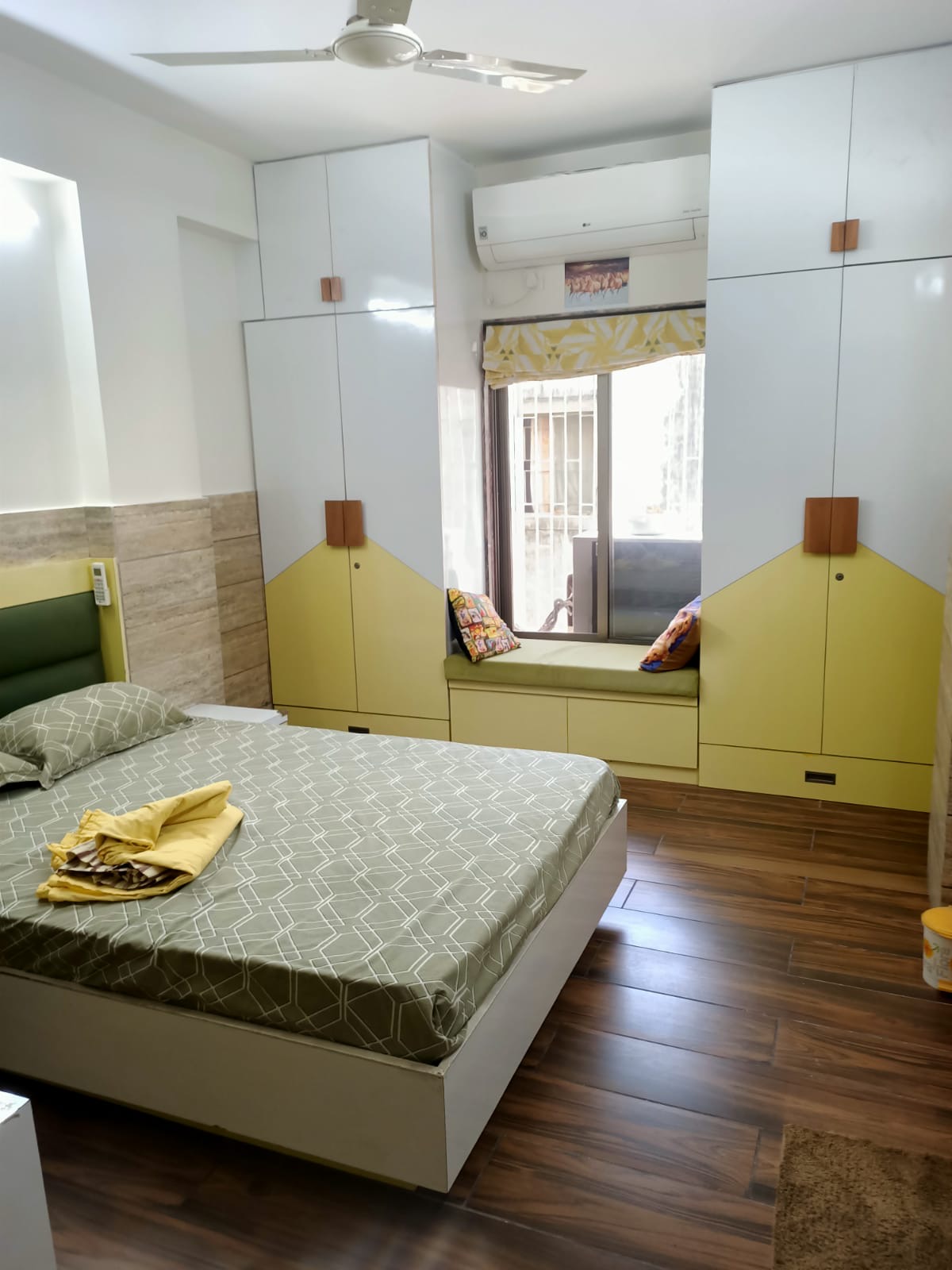 Hiramani Apartment in Vastrapur, Ahmedabad