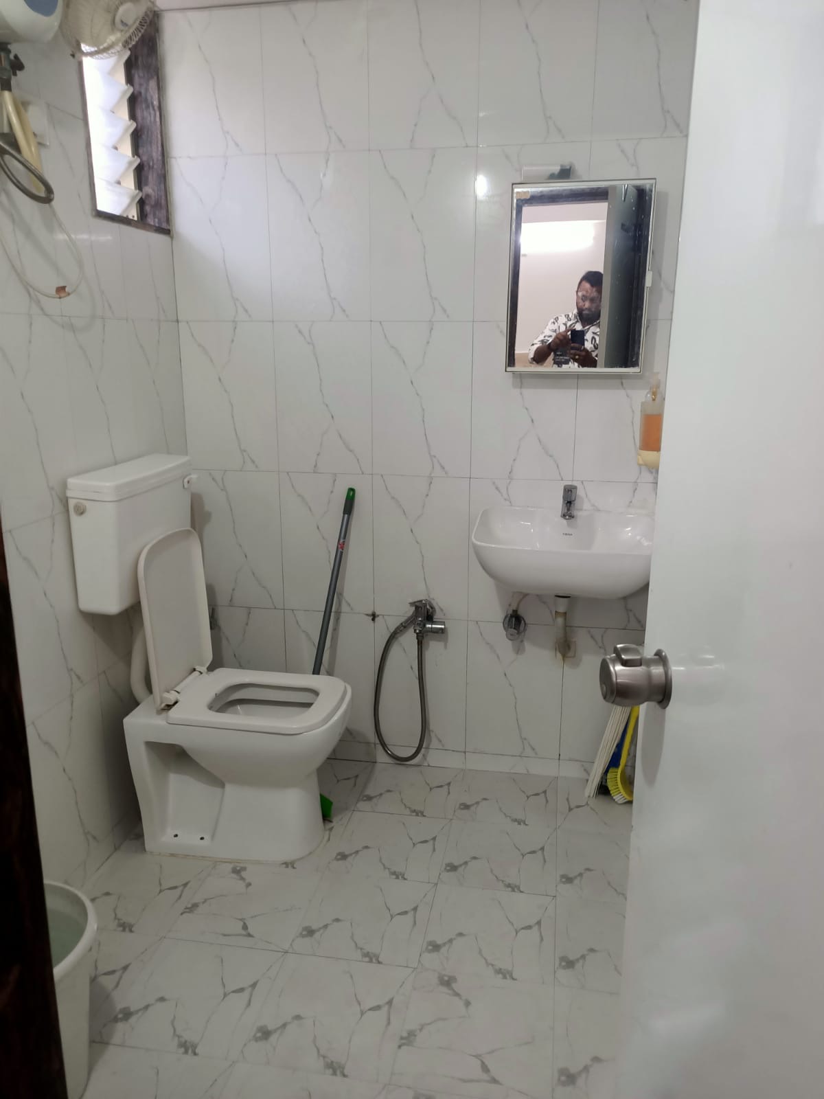 Hiramani Apartment in Vastrapur, Ahmedabad
