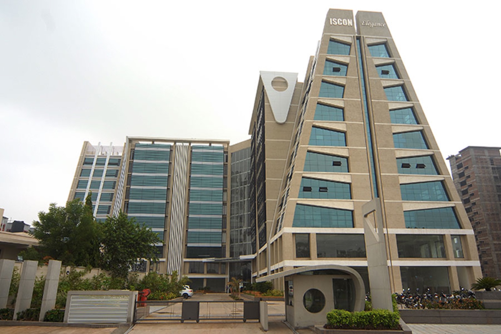 Iscon Elegance, SG Highway — commercial property photo
