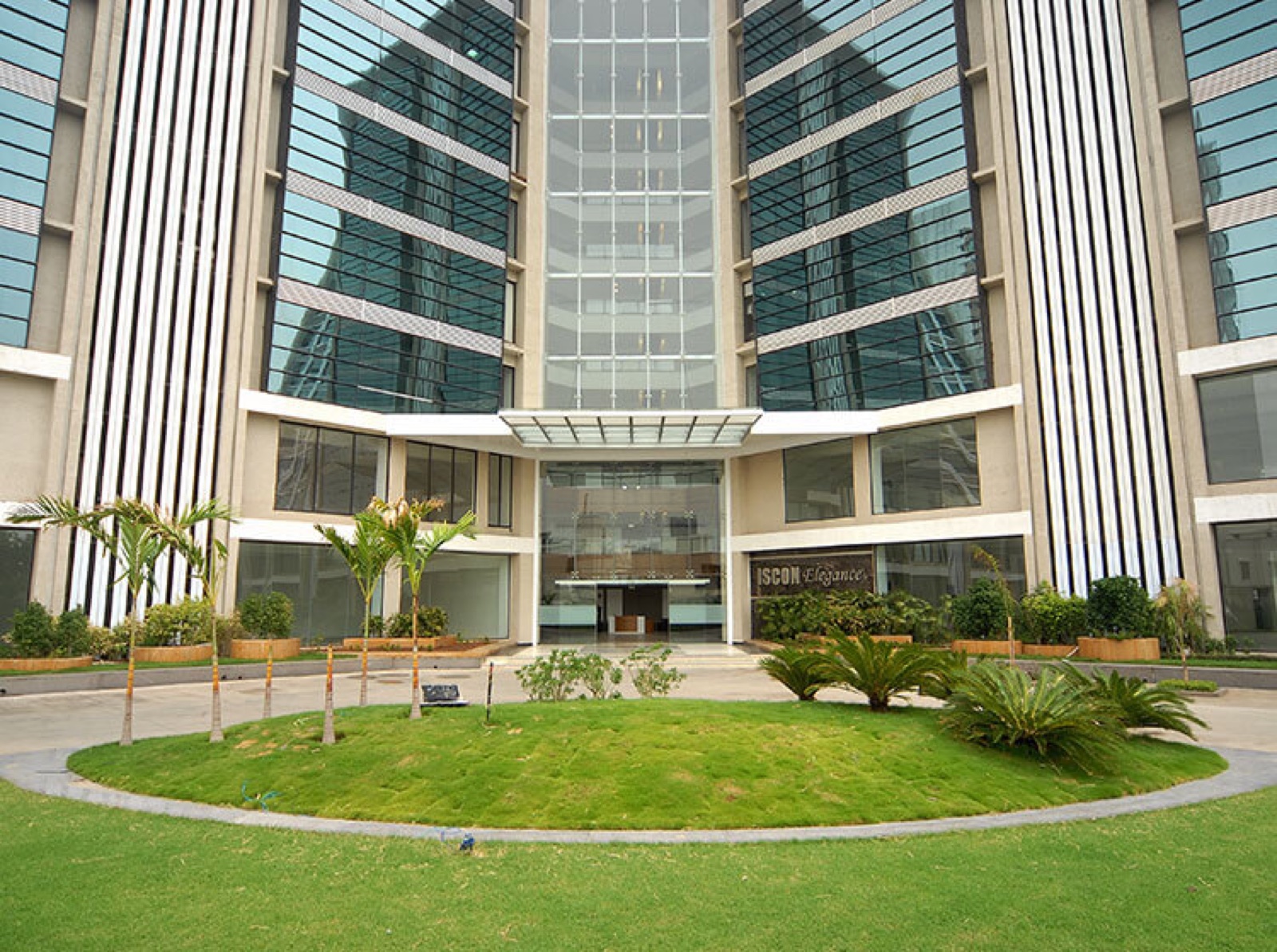 Iscon Elegance, SG Highway — commercial property photo