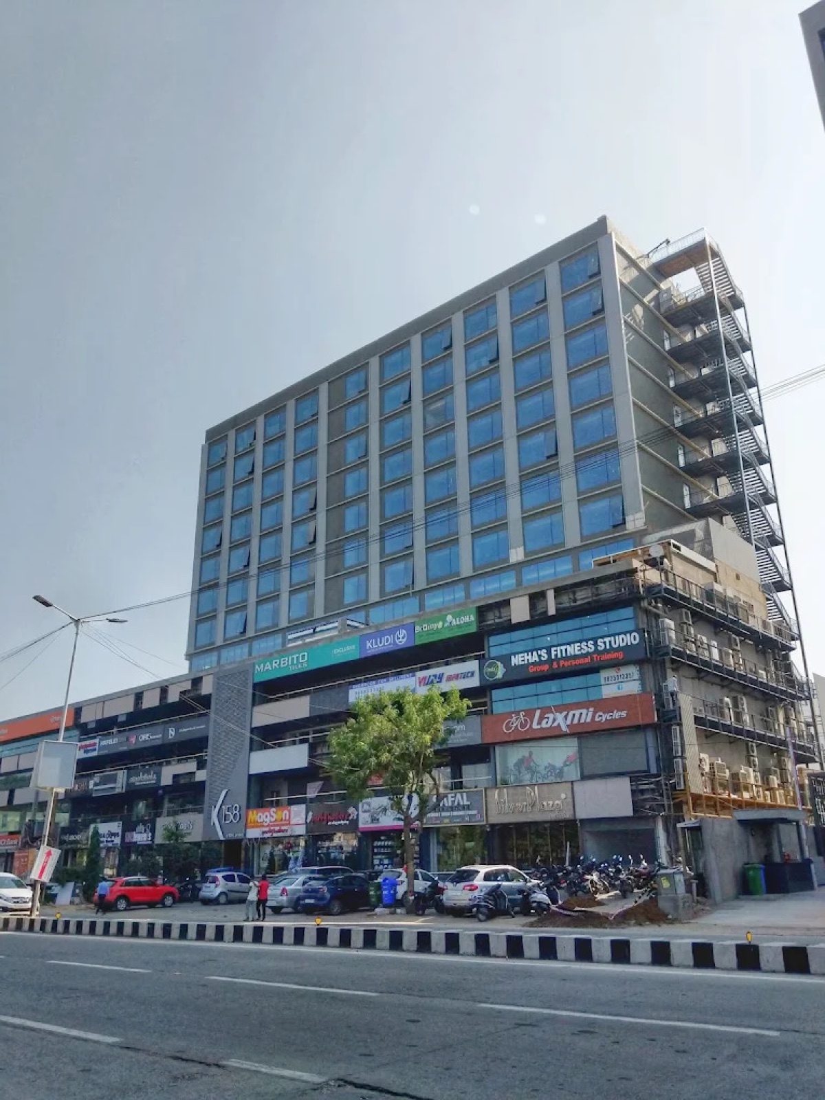K 158, Bodakdev — commercial property photo