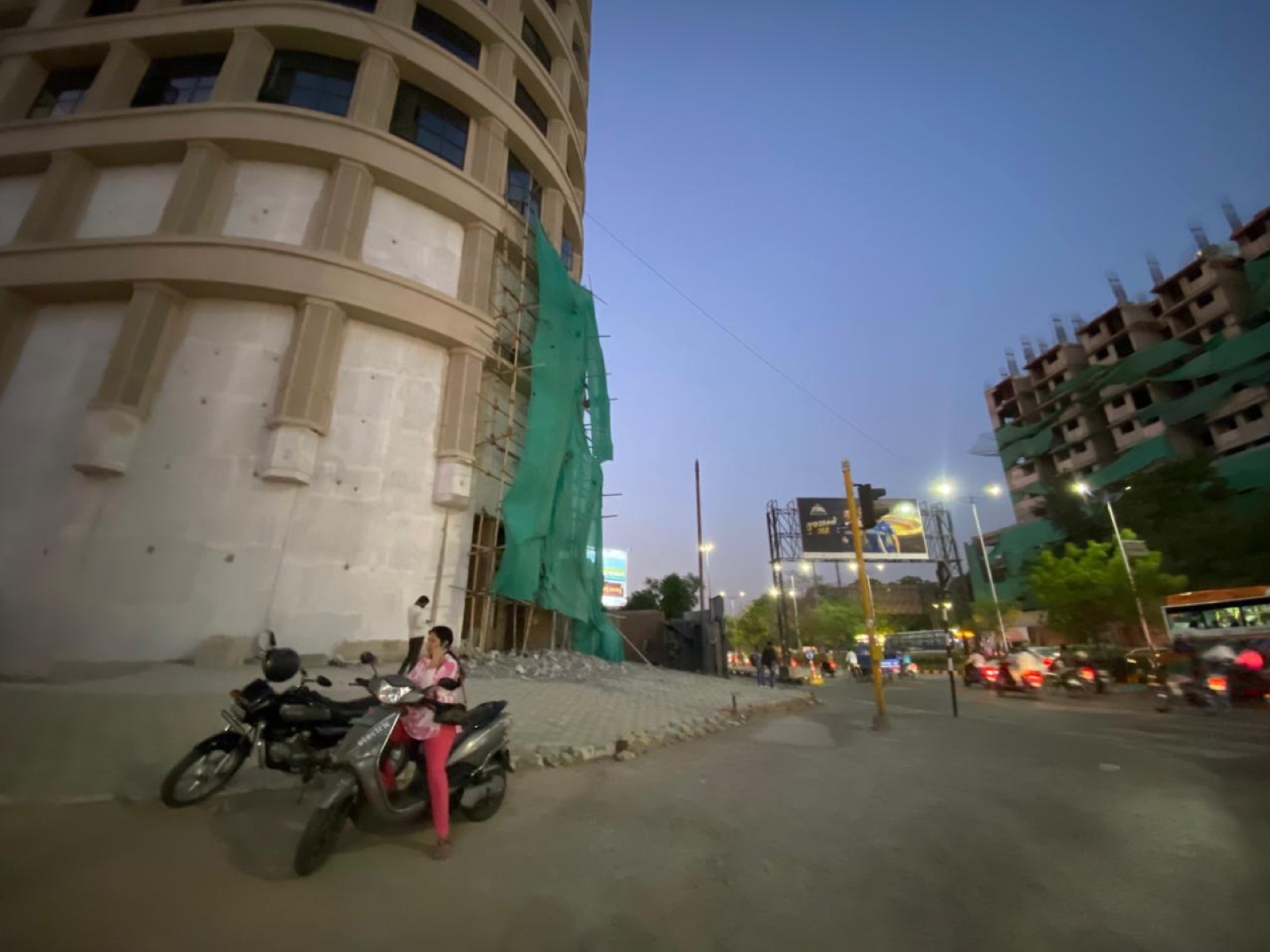 Keshavbaug Capital showroom in Vastrapur, Ahmedabad