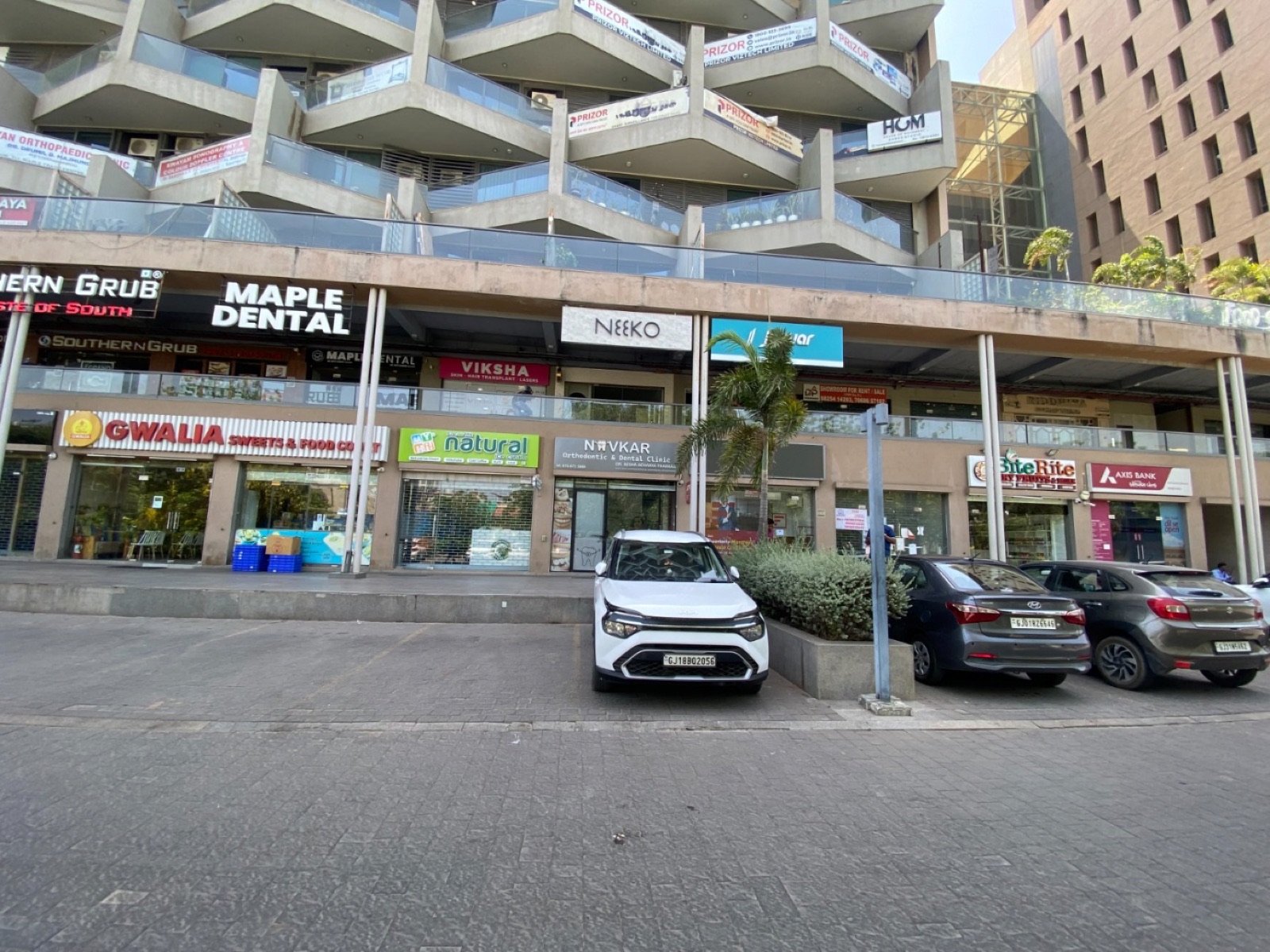 Maple Trade Centre in Thaltej, Ahmedabad
