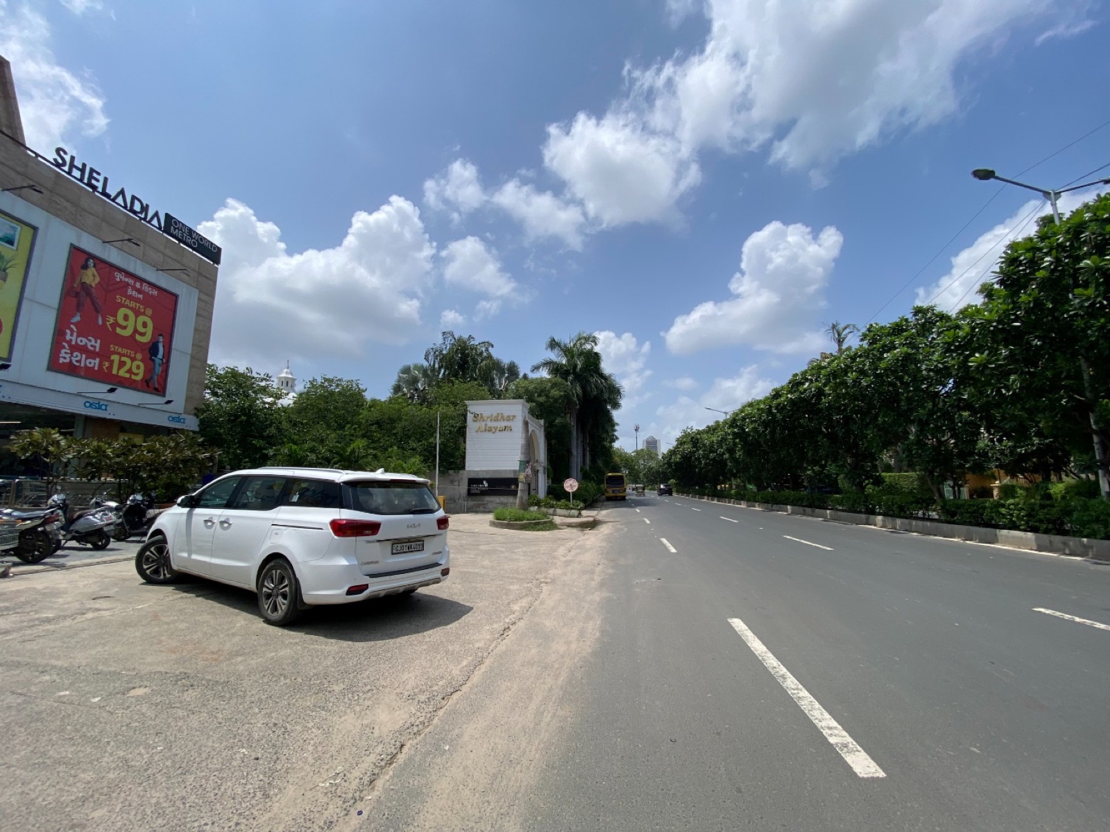 One World Metro in Thaltej, Ahmedabad
