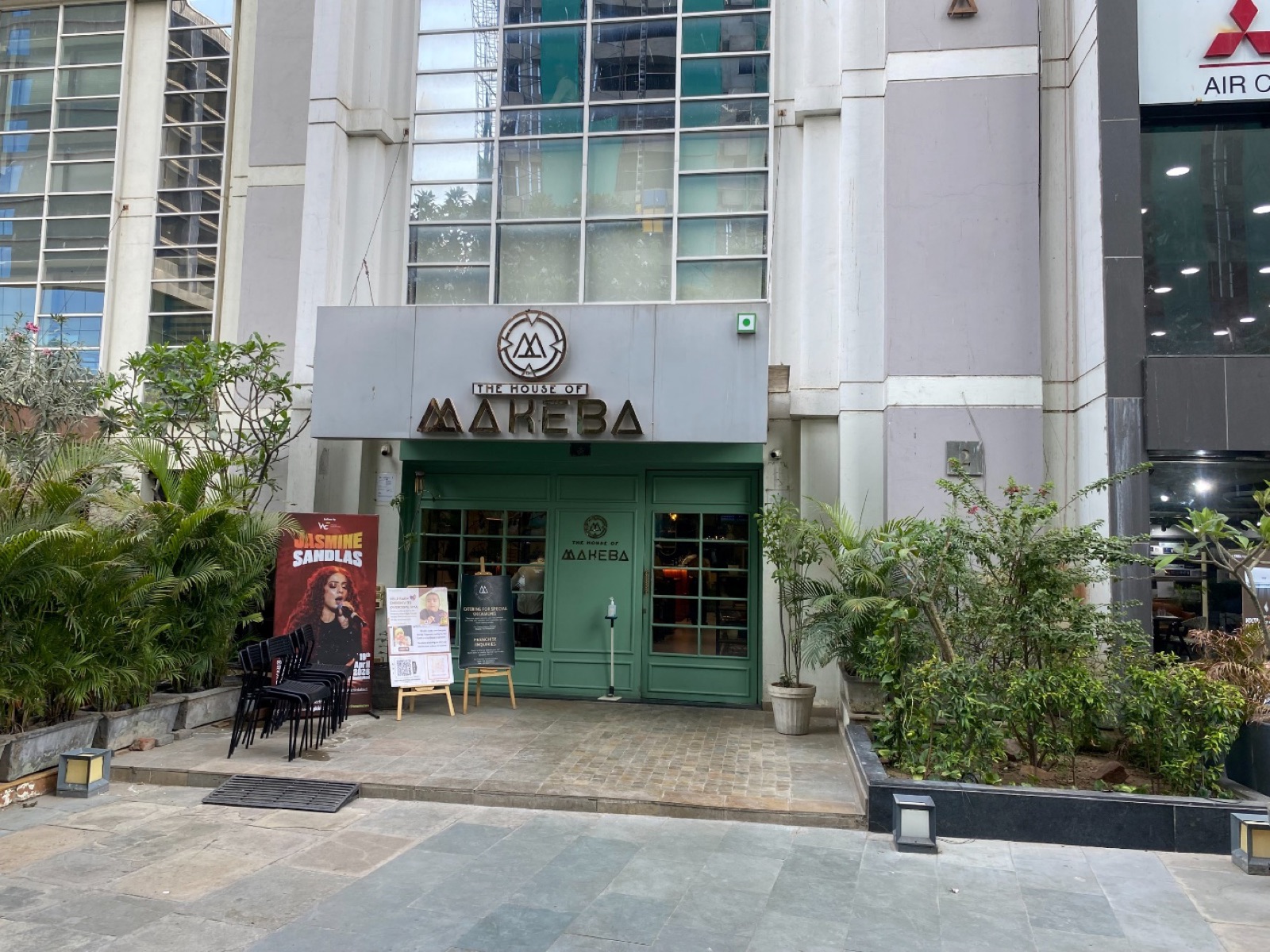 Showroom in Thaltej, Ahmedabad