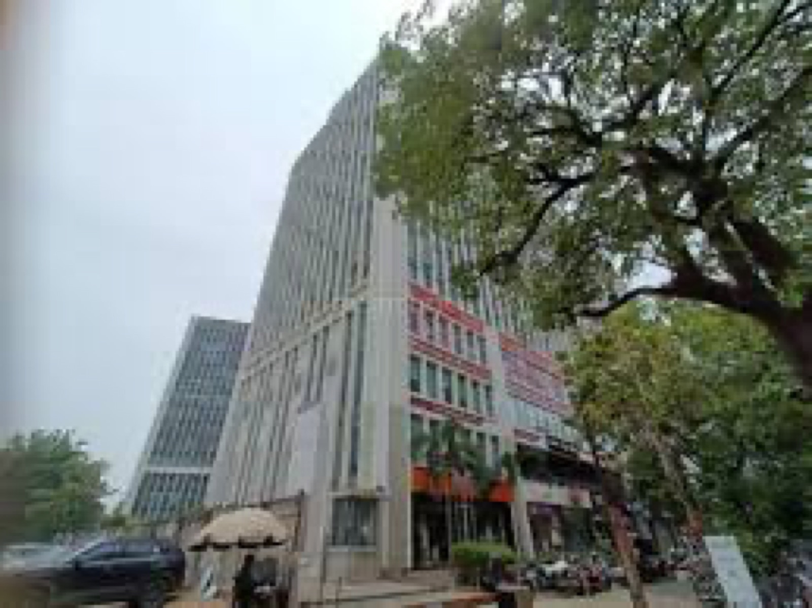 Ratnakar Nine Square office in Vastrapur, Ahmedabad