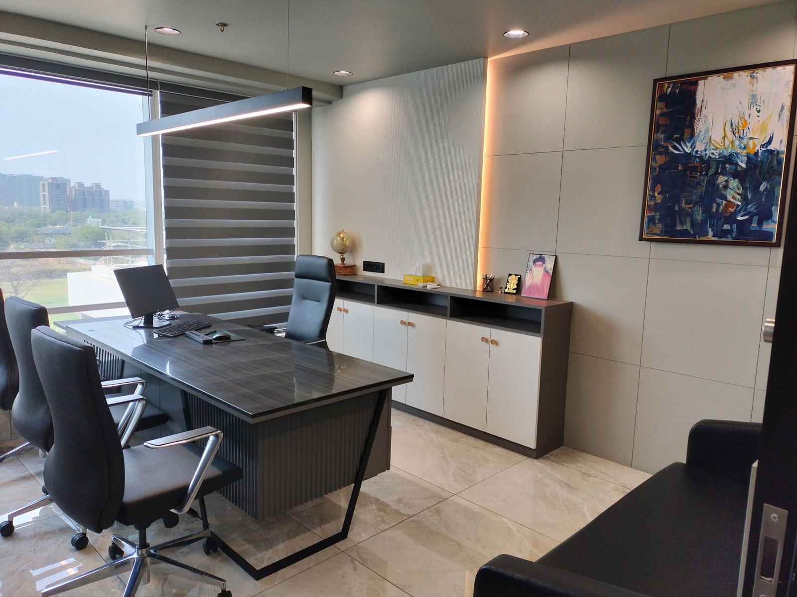 Sankalp Square 3A office in Bodakdev, Ahmedabad