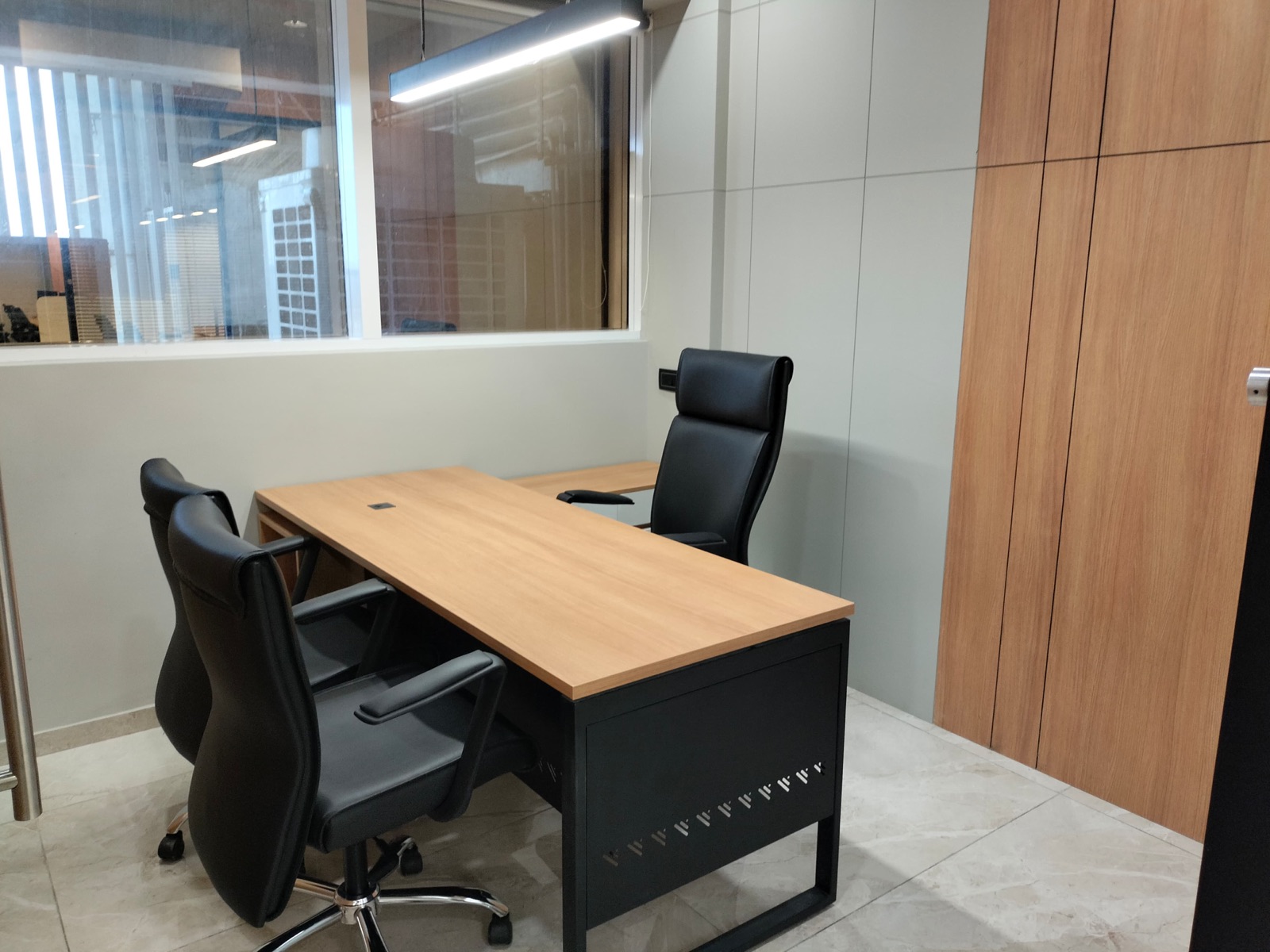 Sankalp Square 3A office in Bodakdev, Ahmedabad