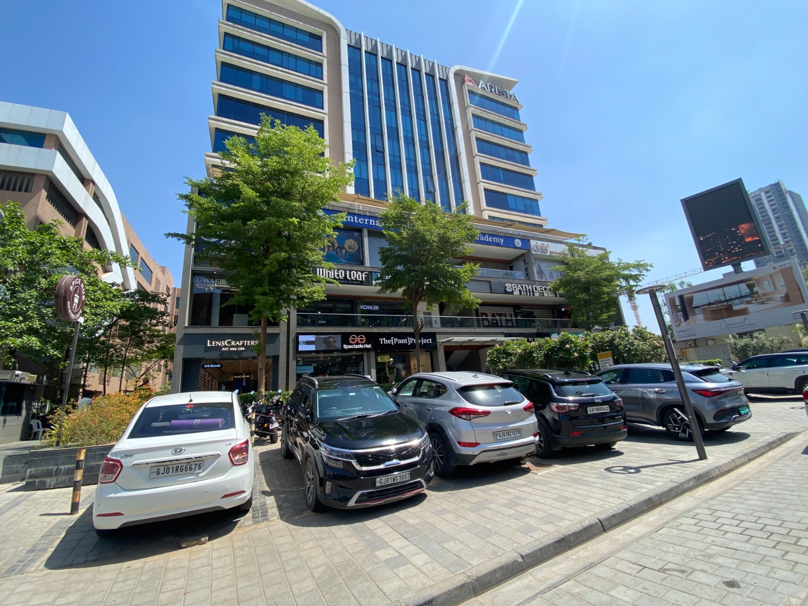 Showroom showroom in Bodakdev, Ahmedabad