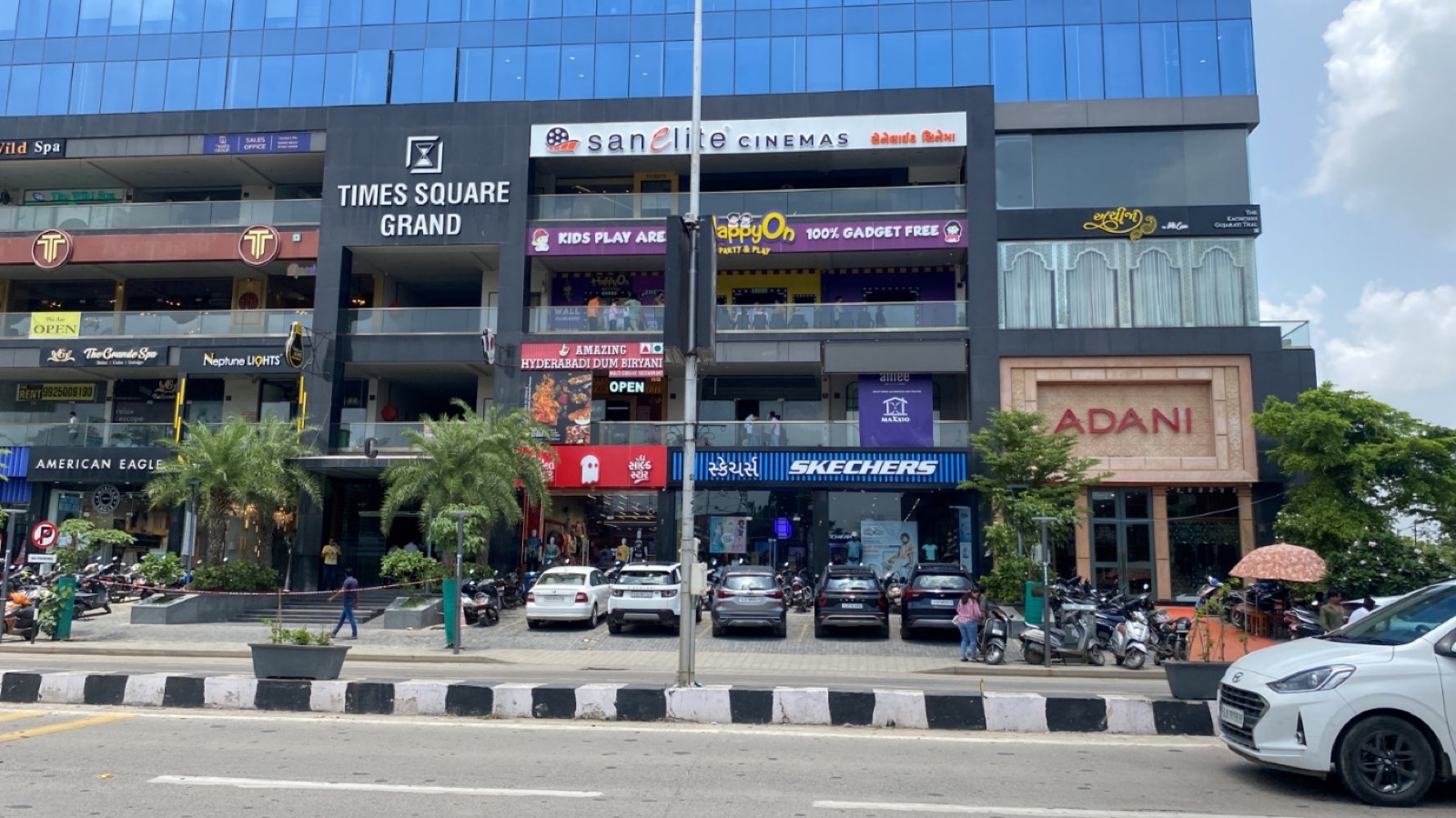 Times Square Grand in Bodakdev, Ahmedabad