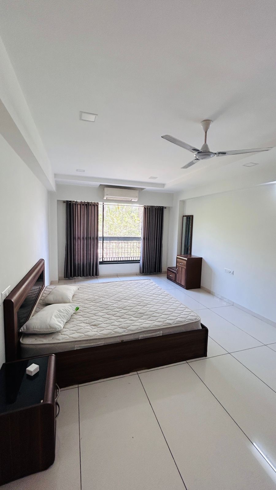 Visionnair in Bodakdev, Ahmedabad