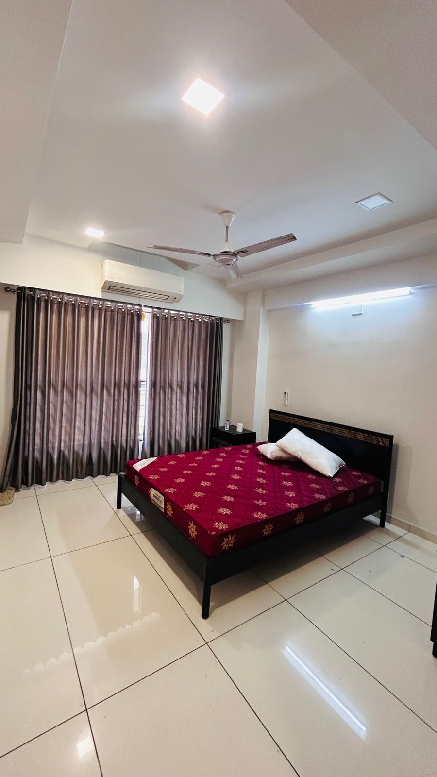 Visionnair in Bodakdev, Ahmedabad