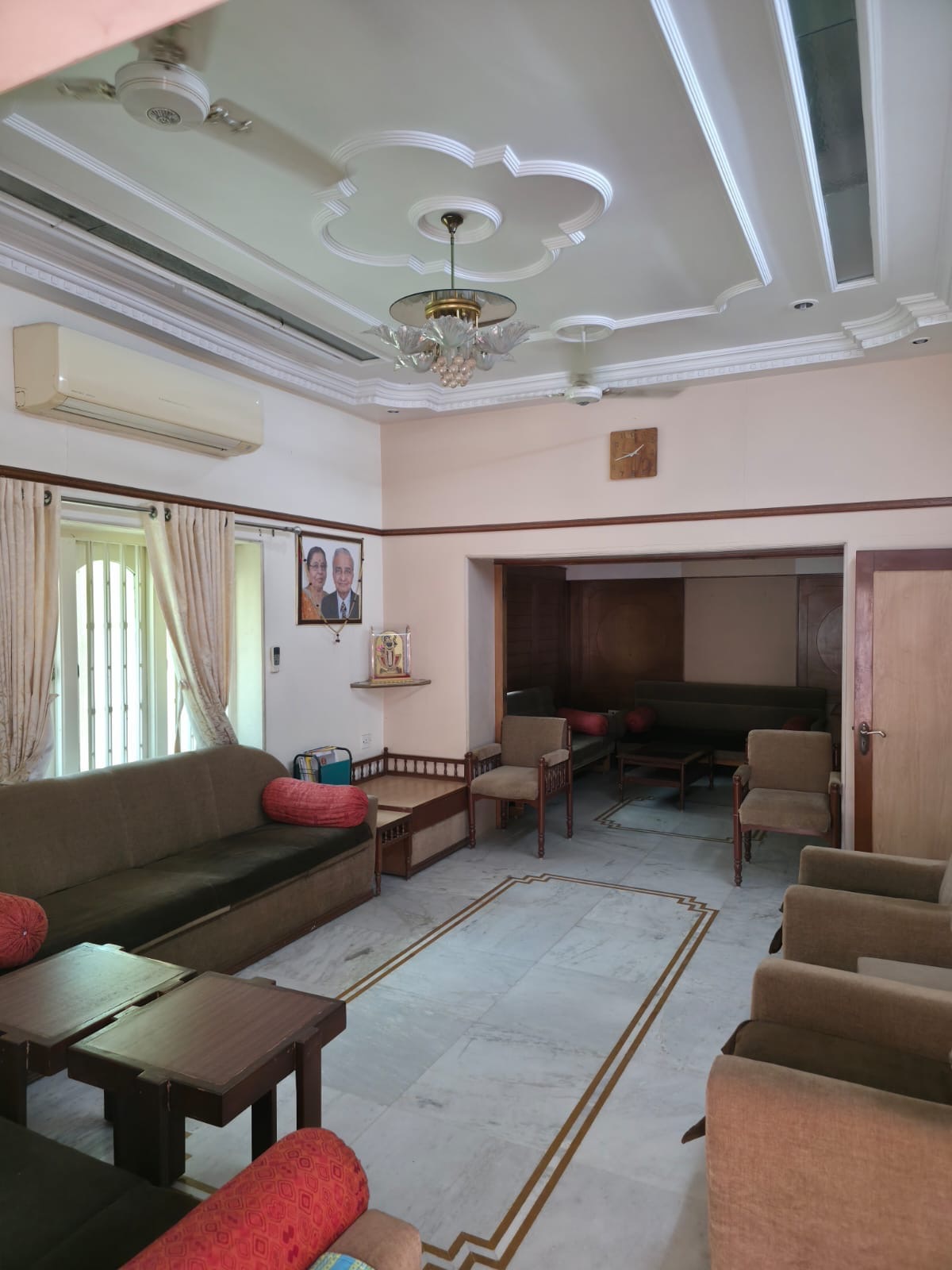Walkeshwar Society in Ambawadi, Ahmedabad
