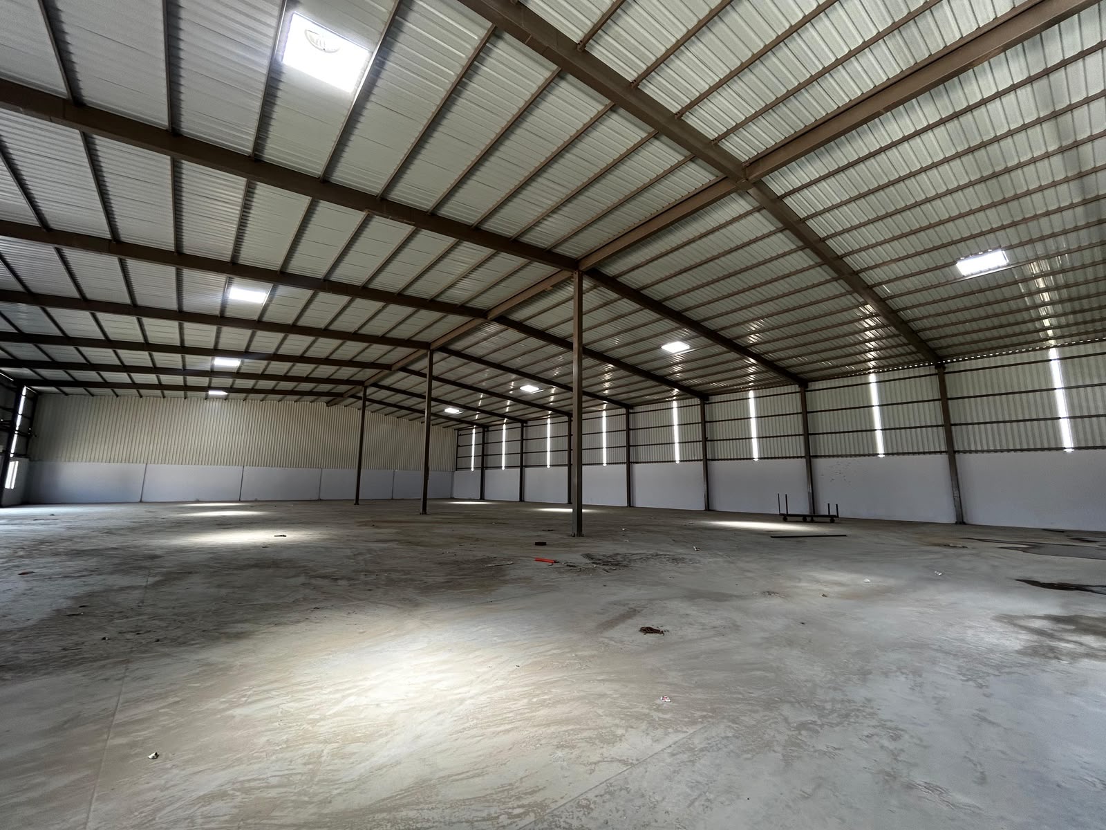 Warehouse in Aslali, Ahmedabad — interior view