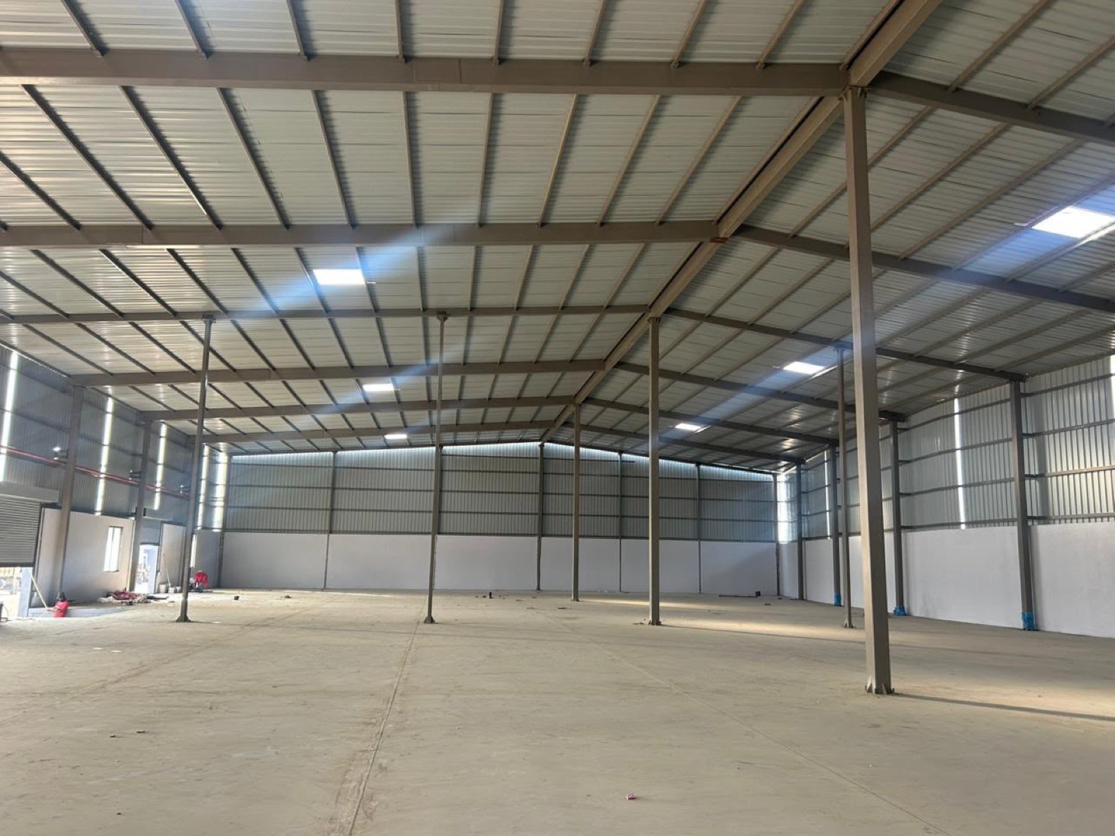 Warehouse in Aslali, Ahmedabad — interior view