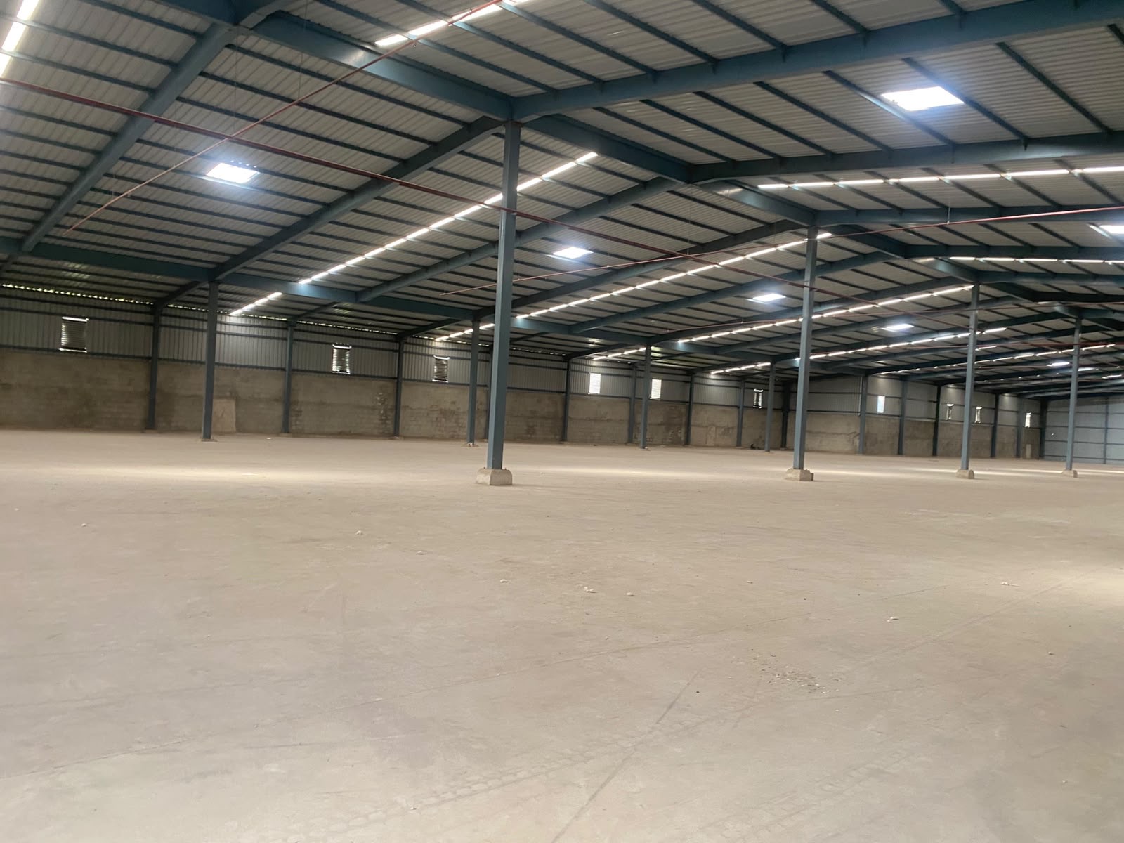 Warehouse in Aslali, Ahmedabad — interior view