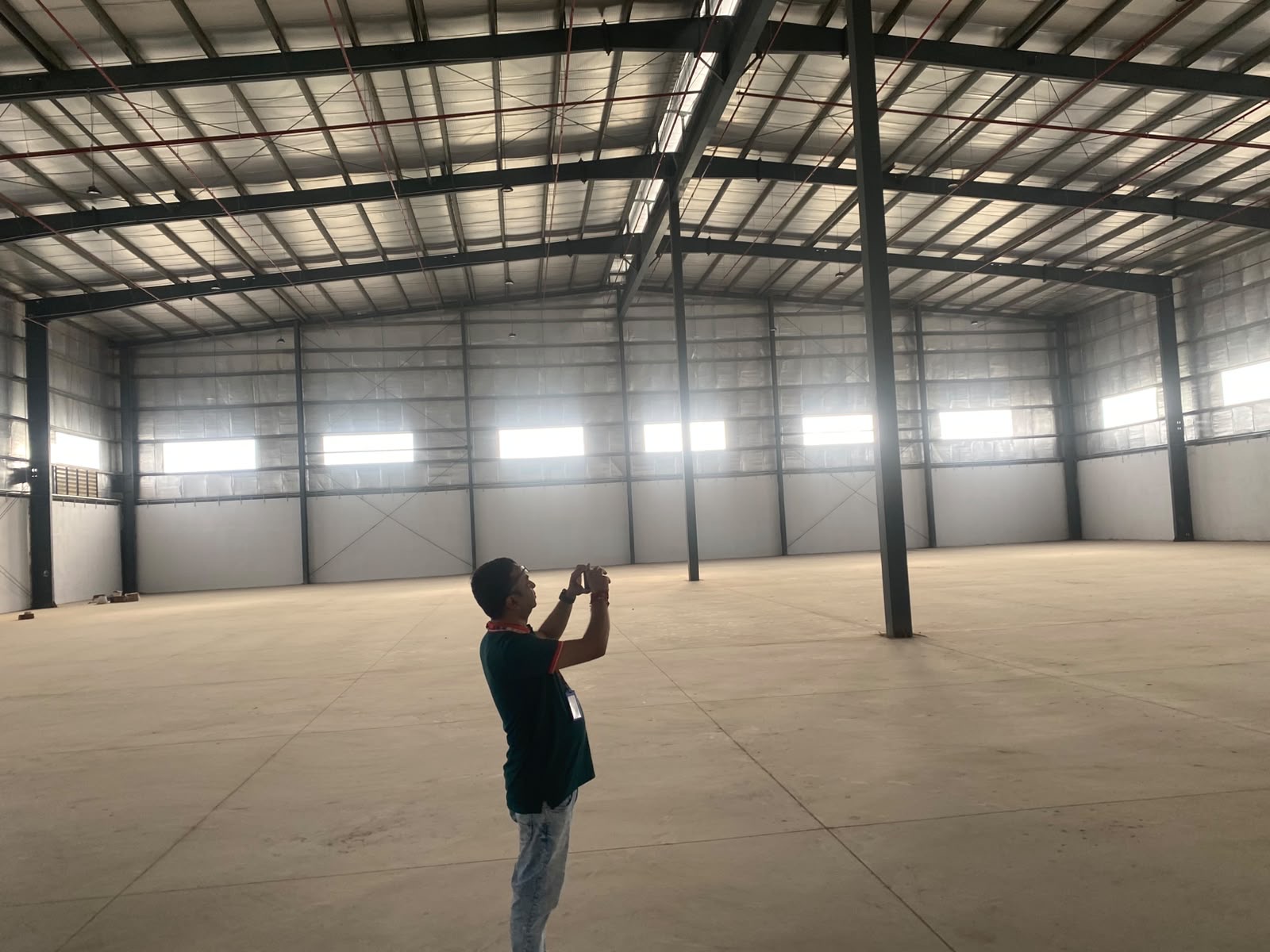 Warehouse in Jetalpur, Ahmedabad — interior view